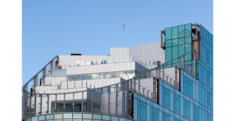 Photo of the exterior of the Clatterbridge Cancer Centre - Liverpool